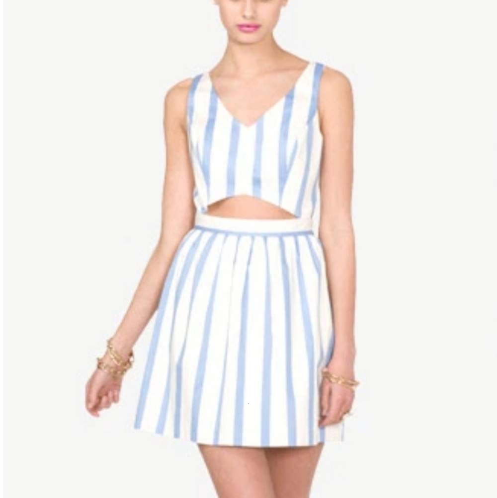 Forever 21 vneck striped sleeveless cut out dress sz Medium